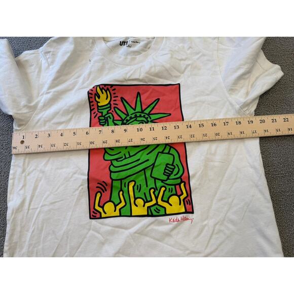 Uniqlo UT Keith Haring XS White Statue of Liberty Graphic Tee - Picture 6 of 12
